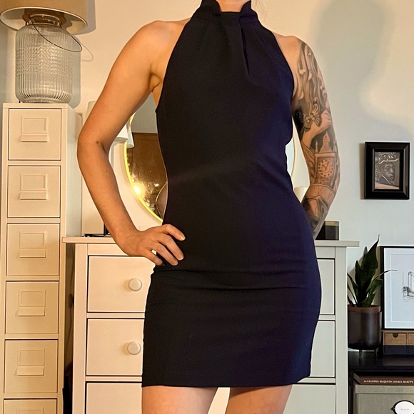 Halter neck backless mini dress - Picture 1 of 7